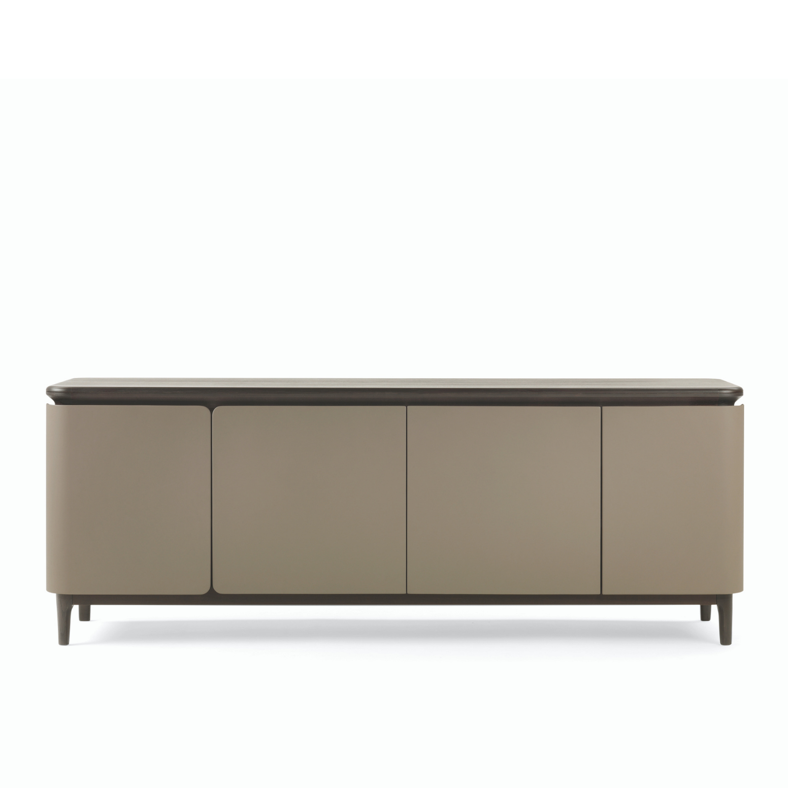 Manda sideboard is characterized by a great compositional versatility: doors, drawers and shelves combine harmoniously, creating an ideal complement of dining tables.